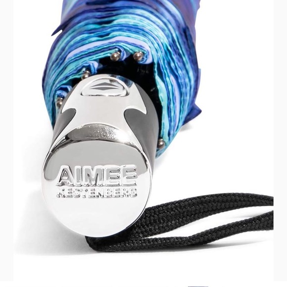 Aimee Kestenberg Bermuda marble tote umbrella - Picture 4 of 7